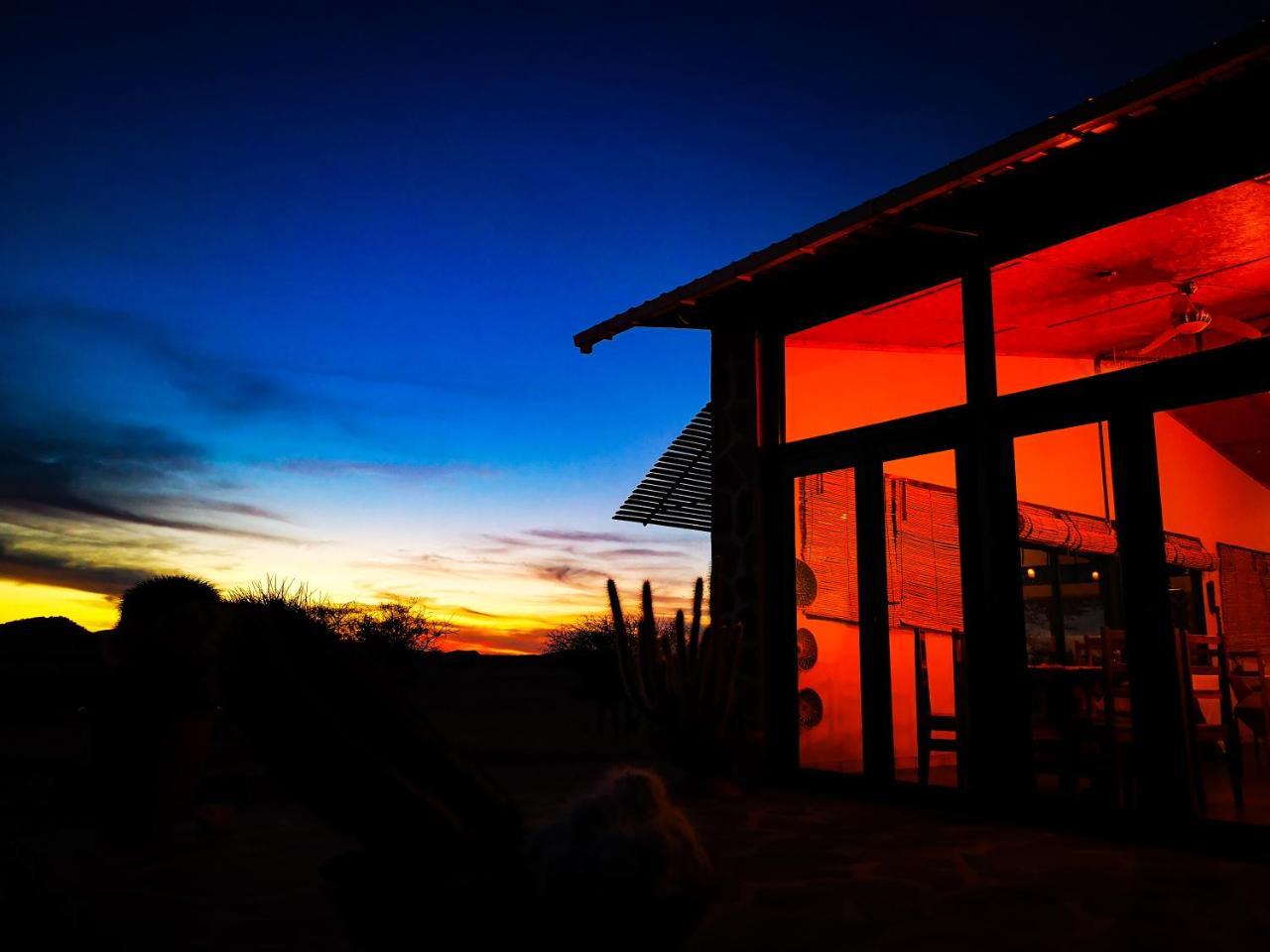 Ovita Wildlife Restcamp Okazize Esterno foto
